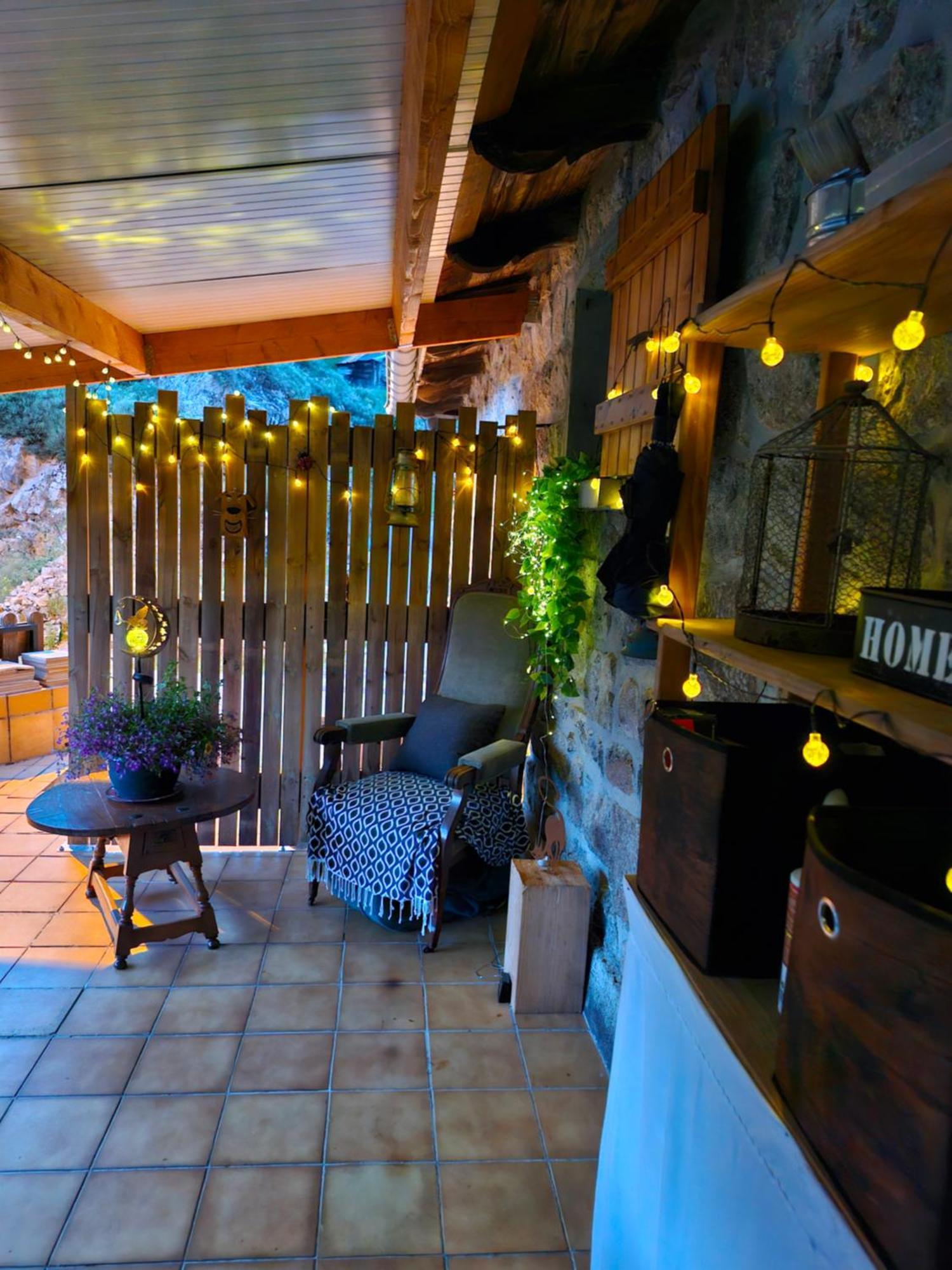 La Cabane Des Lucioles Saint-Julien-Boutieres Exteriör bild